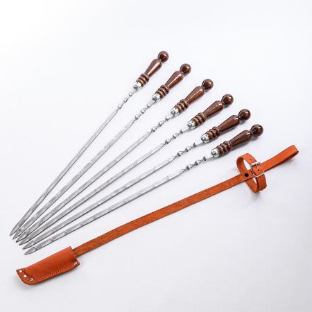 A set of skewers 670*12*3 mm in a leather quiver в Челябинске